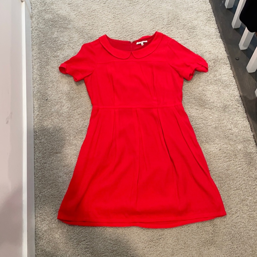 SZ 6 midi dress with pockets and Peter Pan collar.
